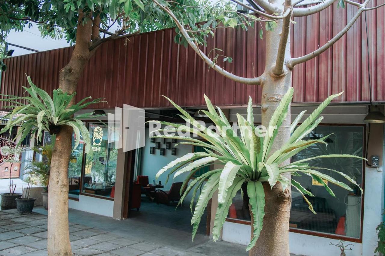 Flamboyan Asri Syariah Mitra Reddoorz Near Kampung Inggris Pare Otel Dış mekan fotoğraf